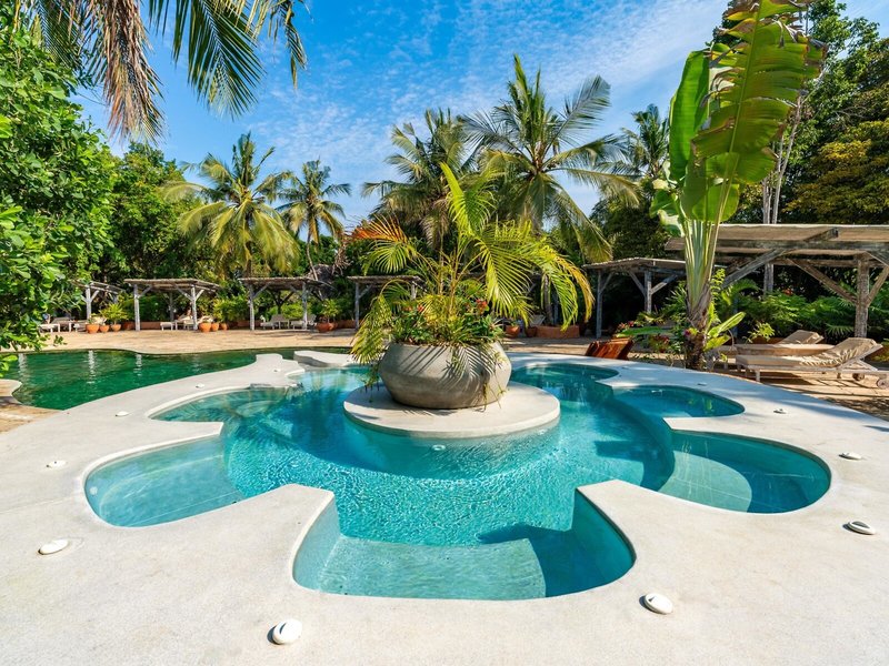 The Sands at Chale Island 41