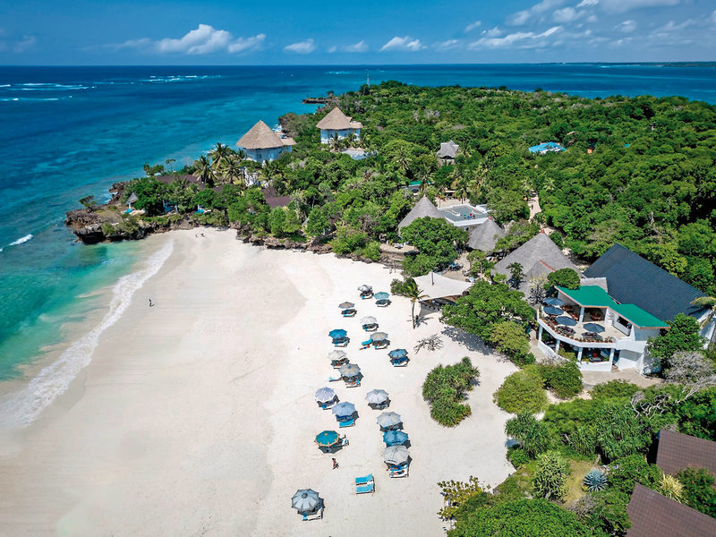 The Sands at Chale Island 4