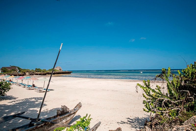 The Sands at Chale Island 7