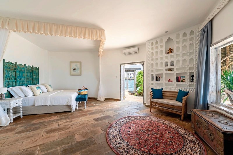 The Sands at Chale Island 14