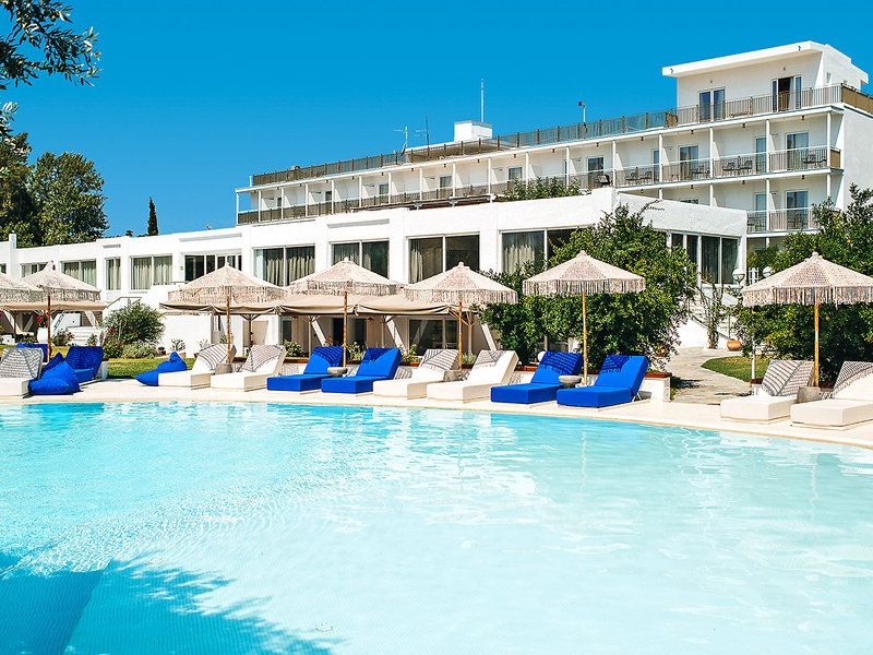 Grand Bleu Sea Resort 5