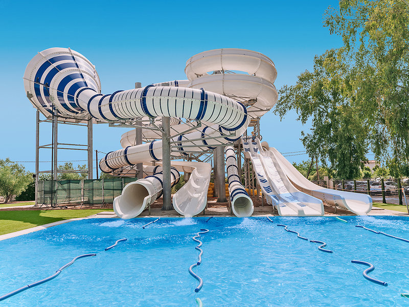 Grand Bleu Sea Resort 6