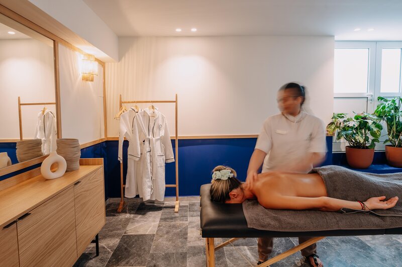 Grand Bleu Sea Resort 84