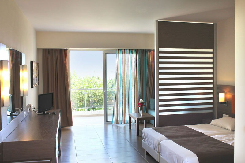 Sea Melody Beach Hotel 11