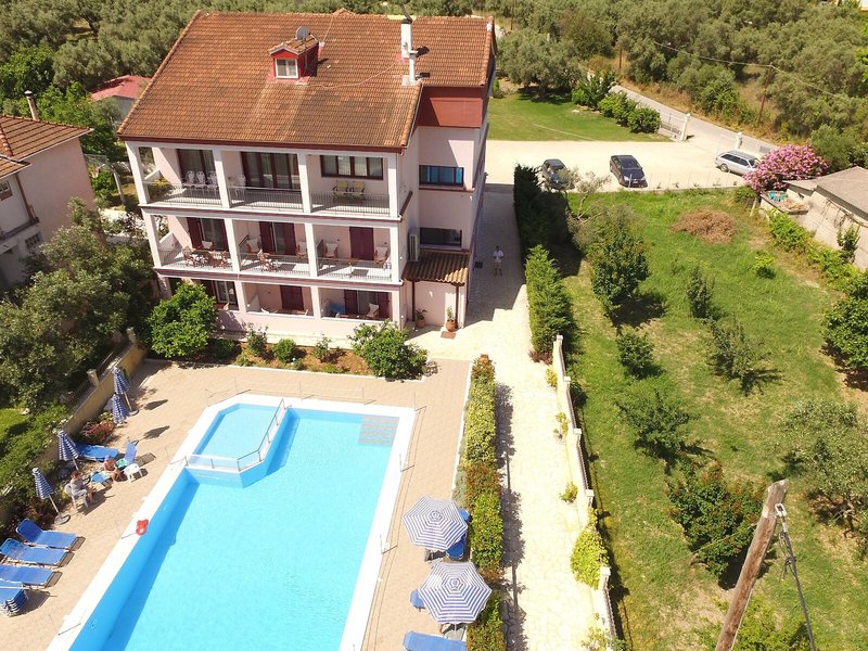 Christina Studios & Apartments 15