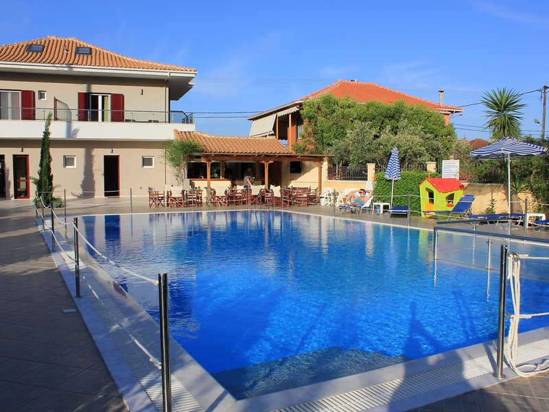 Christina Studios & Apartments 17