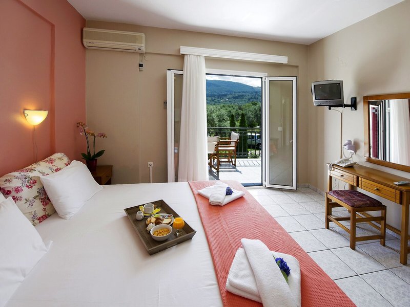 Christina Studios & Apartments 35