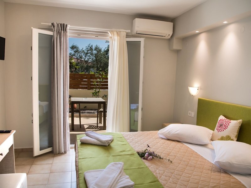 Christina Studios & Apartments 36