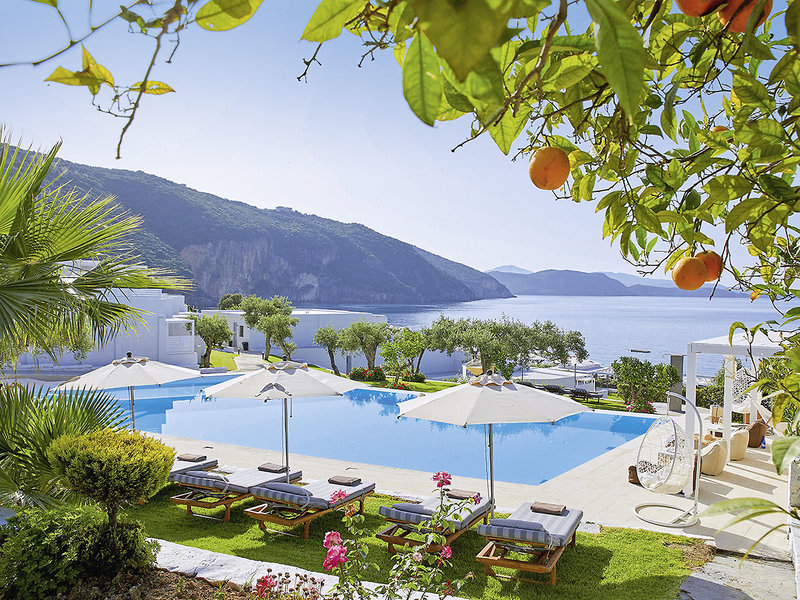 Lichnos Beach Hotel & Suites 1