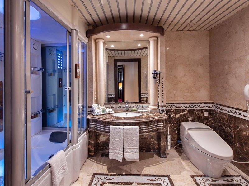 Sonesta St.George 25