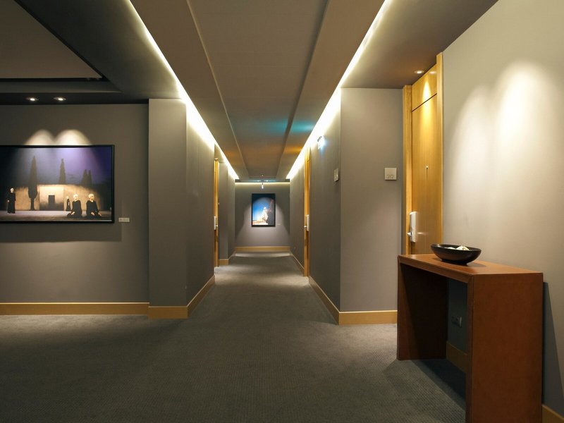 Lazart Hotel 14