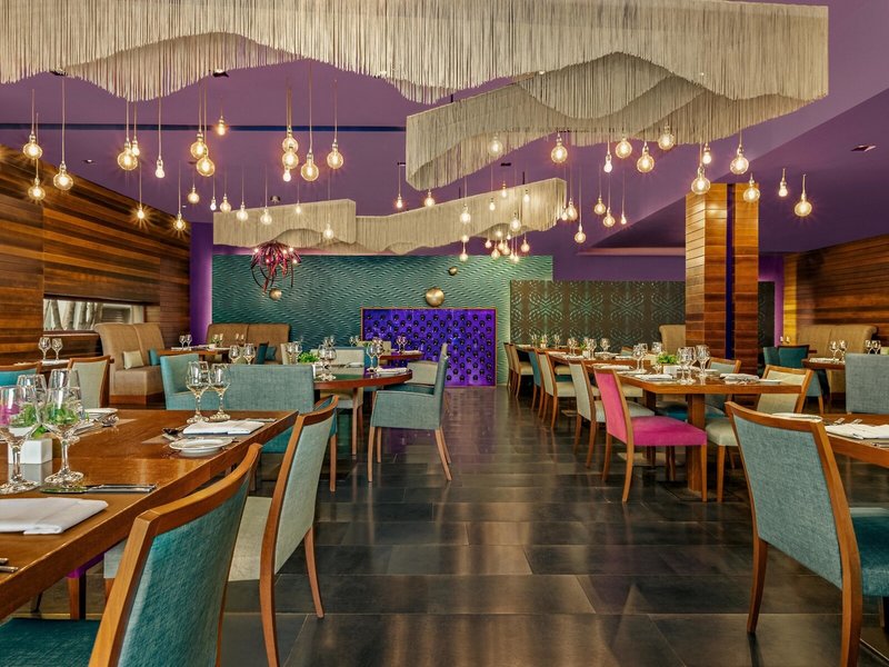 Lazart Hotel 17