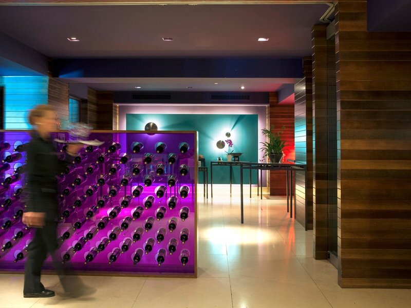 Lazart Hotel 18