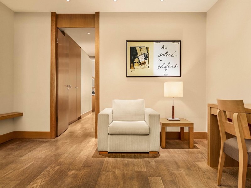Lazart Hotel 41