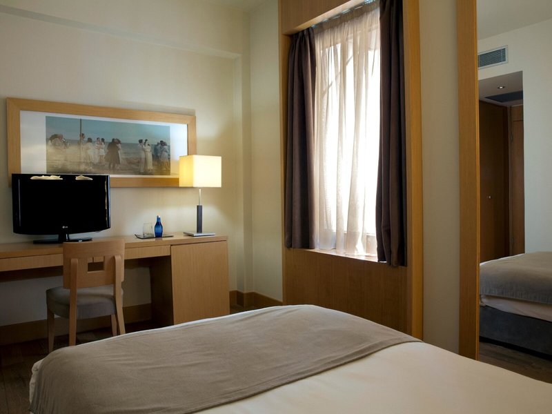 Lazart Hotel 50