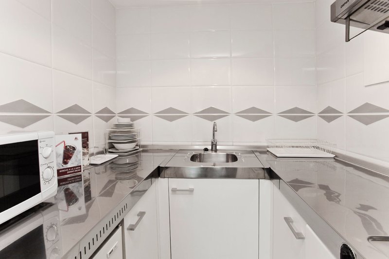 Aparthotel Atenea Barcelona 11