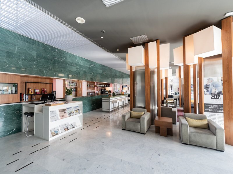 Aparthotel Atenea Barcelona 6