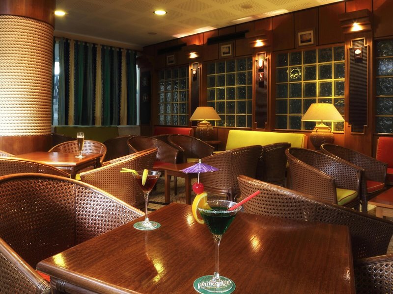 Oceanus Aparthotel 28