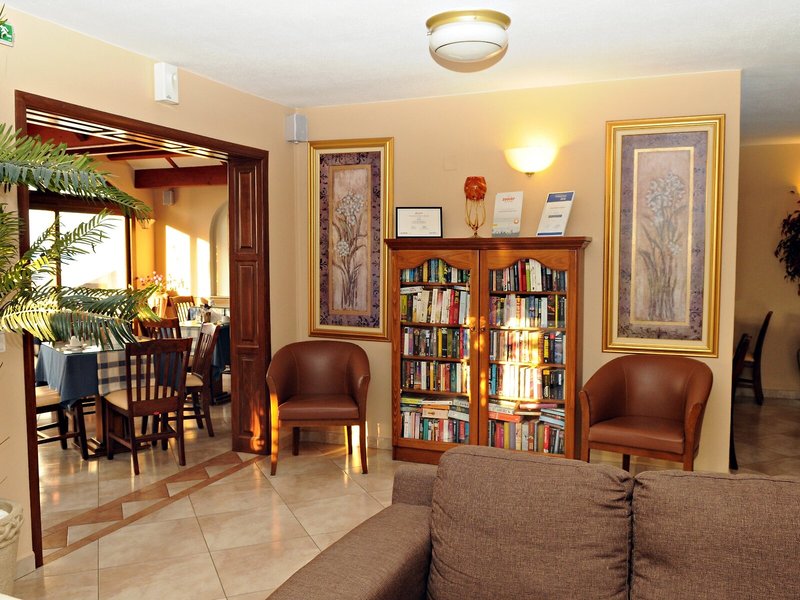 Hotel Athena 6