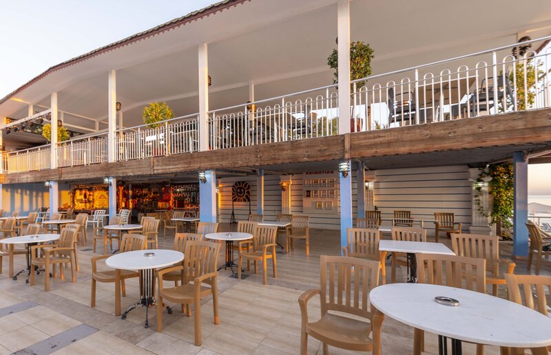 Armas Beach Hotel 14