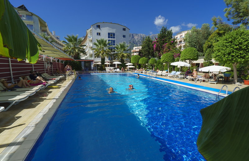 Armas Beach Hotel 15