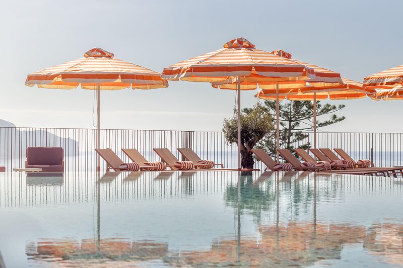 Madeira Regency Club 44
