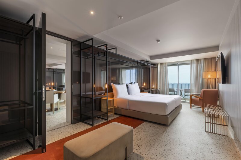 Madeira Regency Club 49