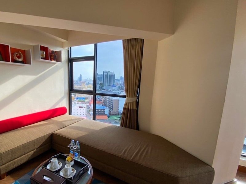 The Seasons Pattaya 39