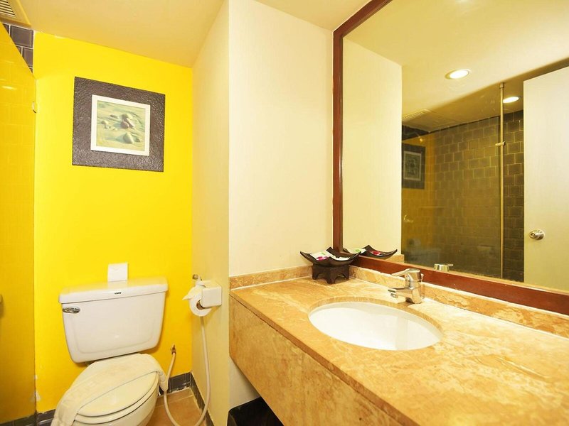 The Seasons Pattaya 49