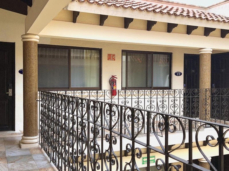 Hotel Nina & Beach Club  3