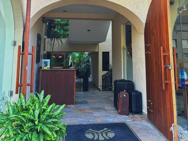 Hotel Nina & Beach Club  27