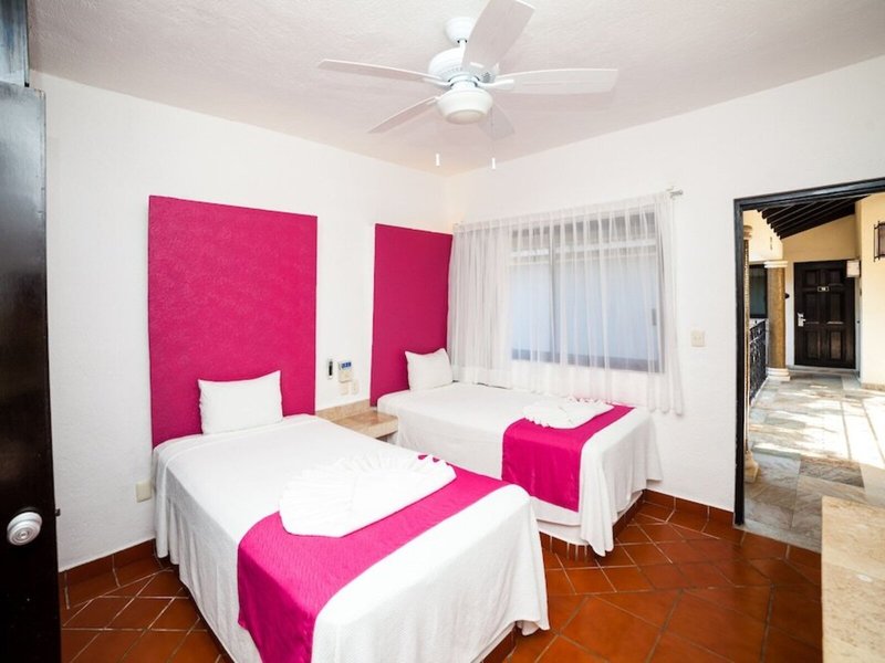 Hotel Nina & Beach Club  42