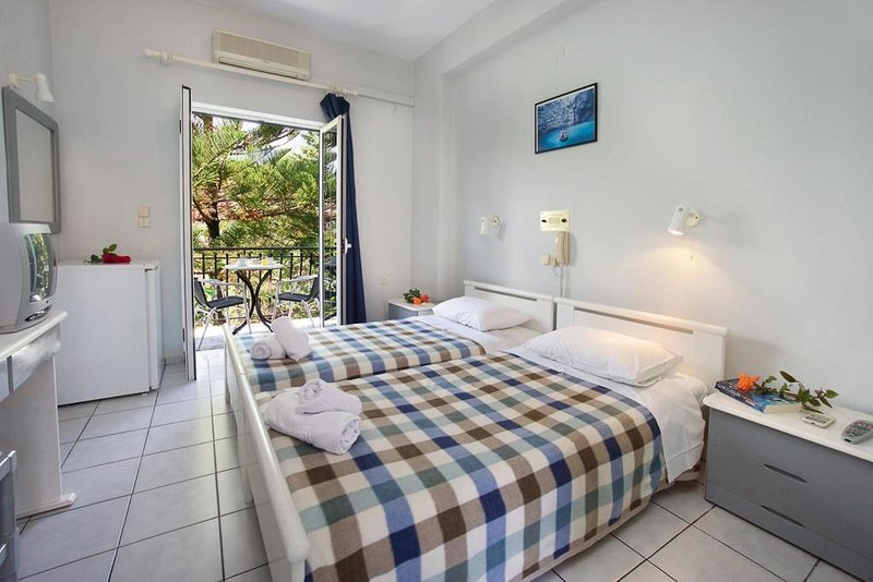 Athina 5 - Room Example