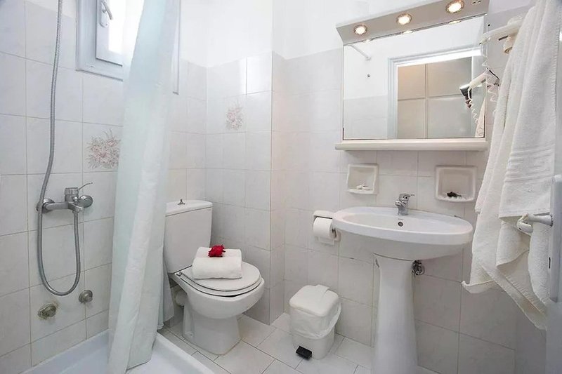 Athina 7 - Room Example