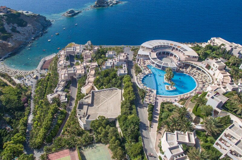 Athina Palace Resort & Spa 2