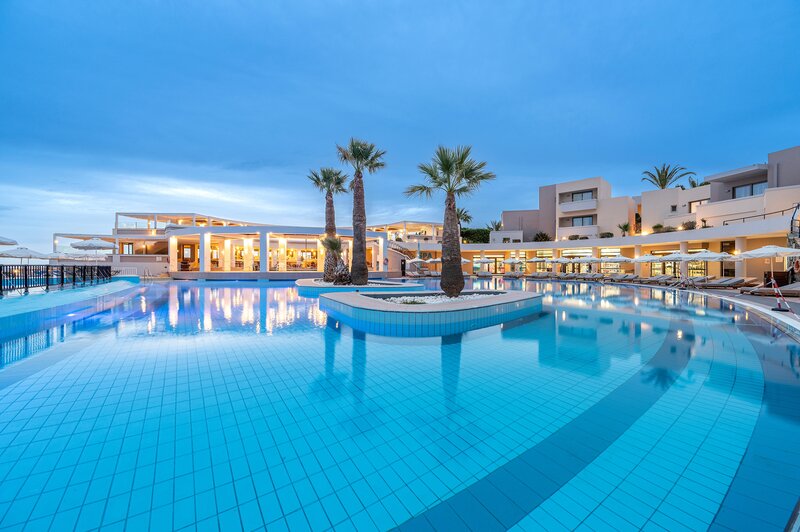 Athina Palace Resort & Spa 3