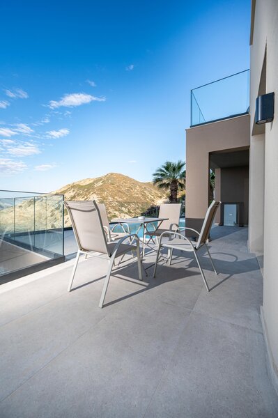 Athina Palace Resort & Spa 12