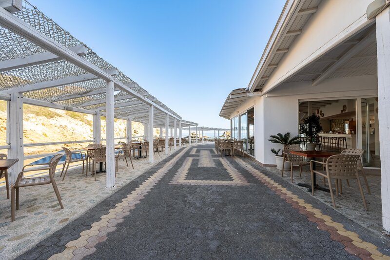 Athina Palace Resort & Spa 14