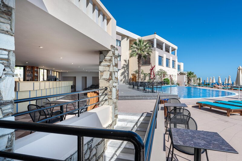 Athina Palace Resort & Spa 25