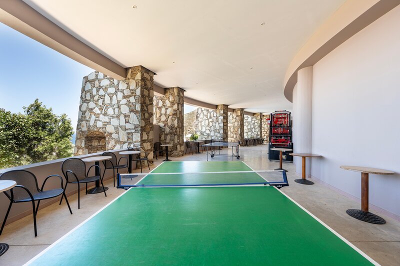 Athina Palace Resort & Spa 40