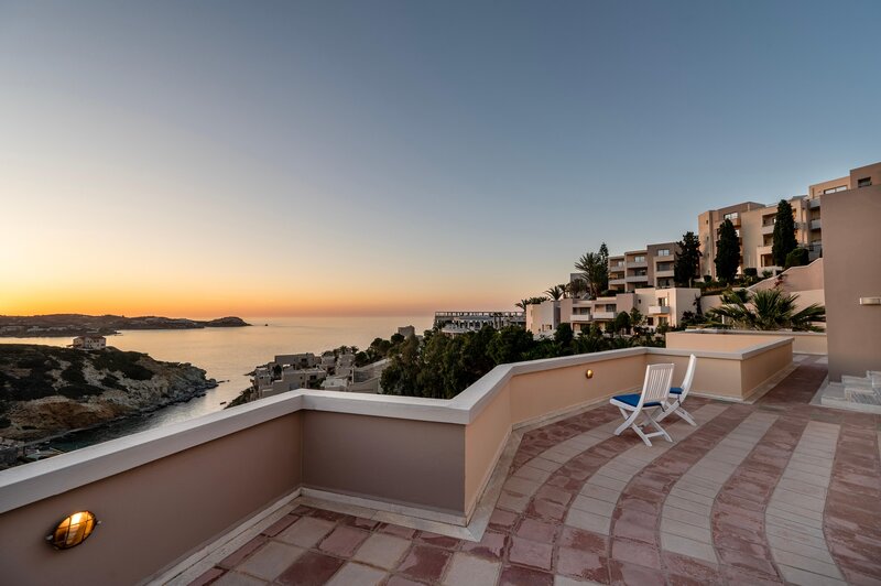 Athina Palace Resort & Spa 55