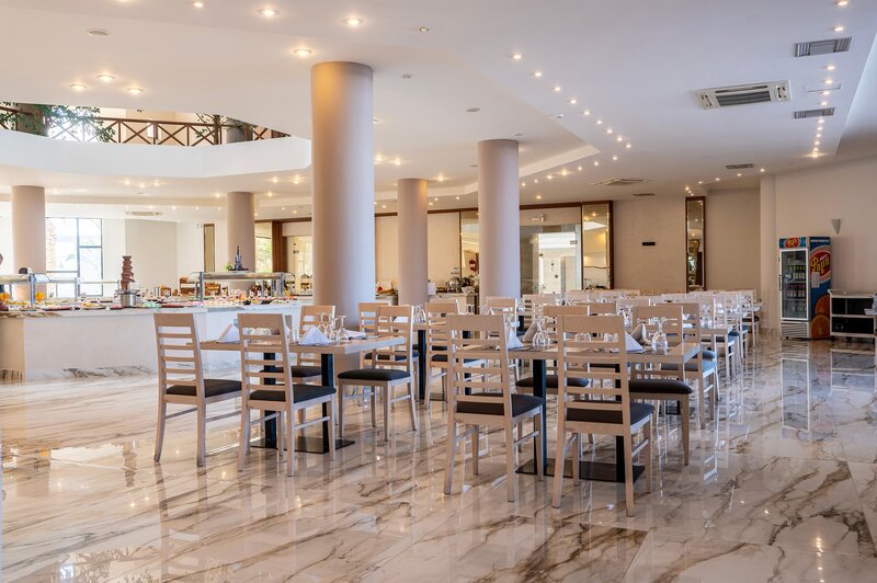 Athina Palace Resort & Spa 78