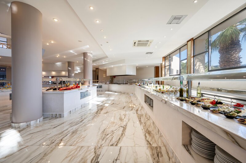 Athina Palace Resort & Spa 85