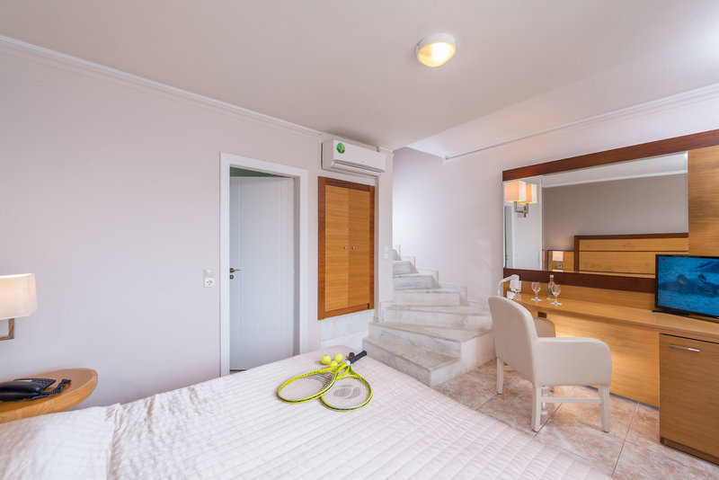 Athina Palace Resort & Spa 109