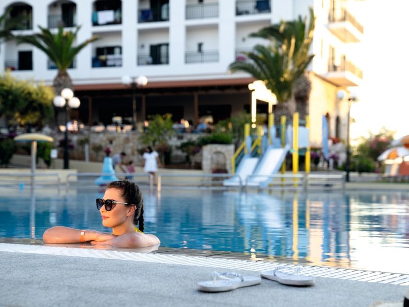 Chrissi Amoudia Hotel 5