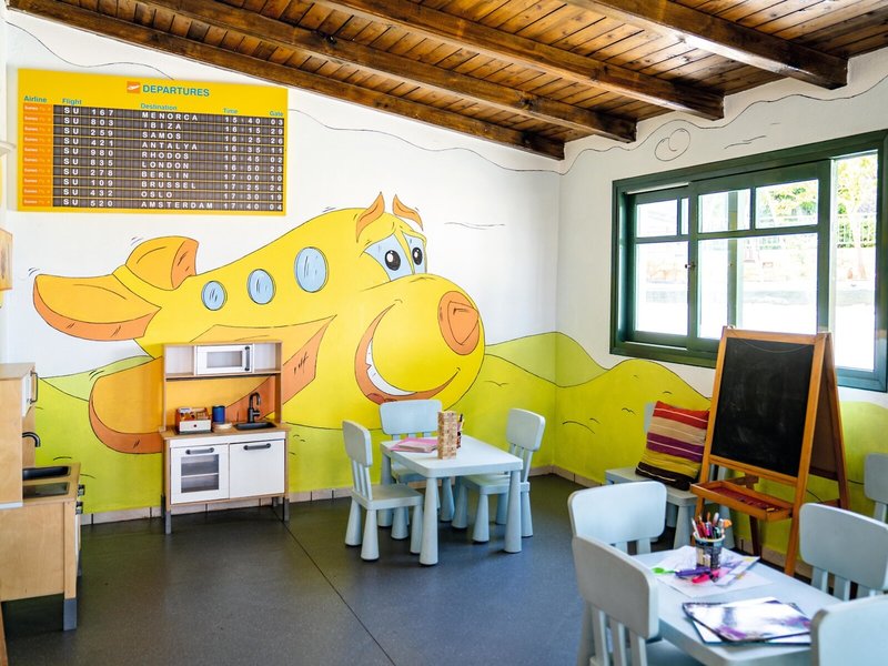 Chrissi Amoudia Hotel 27