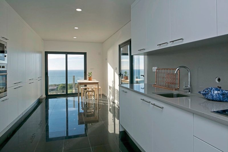You and the Sea Ericeira Hotel & Apartment 15