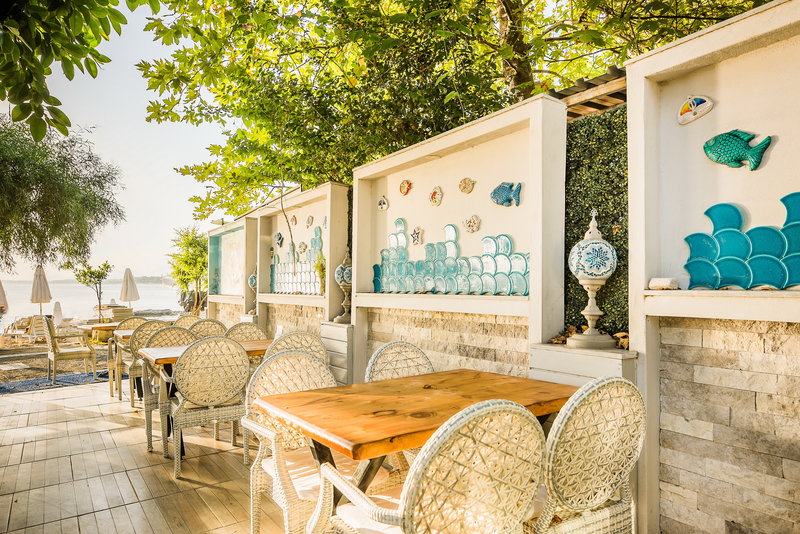 Leda Beach Hotel 10