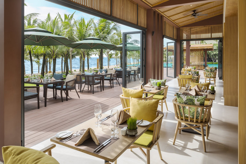 Dusit Princess Moonrise Beach Resort 13