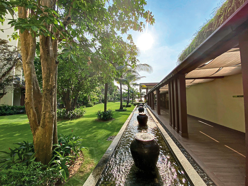 Dusit Princess Moonrise Beach Resort 9